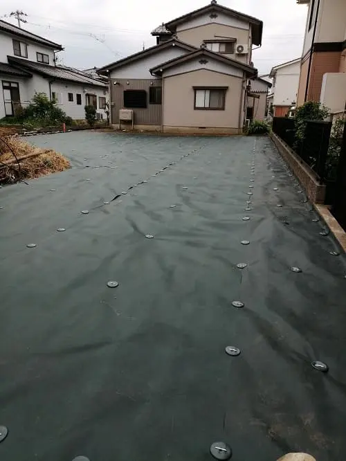 防草シート敷き施工完了