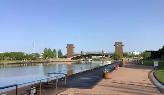 富岩運河環水公園