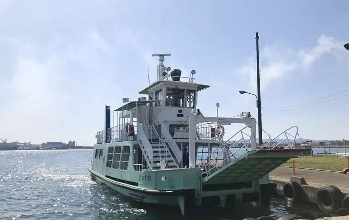 越ノ潟フェリー